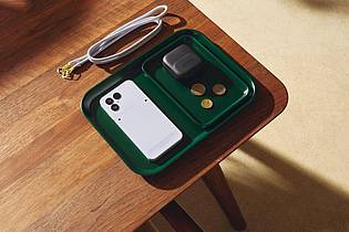 Fairphone/dpa-tmn | Das Fairphone 6 kostet 599 Euro und wird damit rund 100 Euro günstiger angeboten als das Vorgängermodell.