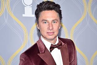Evan Agostini/Invision/AP/dpa | Zach Braff wird mit alten Kollegen in der Neuauflage der Serie «Scrubs» zu sehen sein. (Archivbild)