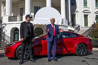 -/Pool/AP/dpa | Trump machte sogar Werbung für den Tesla-Chef.