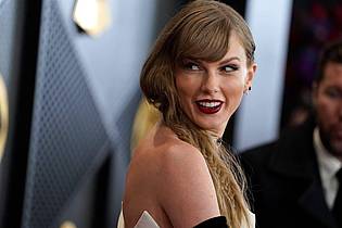 Jordan Strauss/Invision/AP/dpa | Spielt in riesigen Stadien und gibt auch Überraschungsgigs: Taylor Swift (Archivbild).