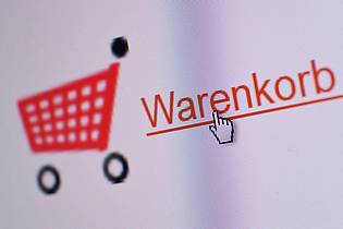 Andrea Warnecke/dpa-tmn/dpa | Nur rund 30 Prozent der populärsten Webshops in Deutschland sind barrierefrei.