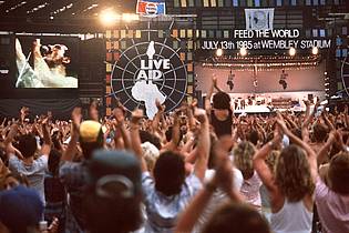 picture alliance / dpa | Der mitreißende Auftritt von Queen bei «Live Aid» ist legendär. (Archivbild)