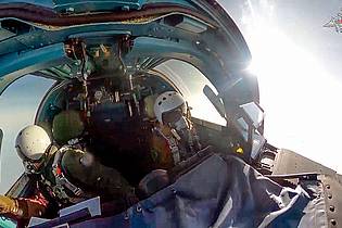 Uncredited/Russian Defense Ministry Press Service/AP/dpa | Ein russischer Kampfjet. (Archivbild) 