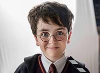 Aidan Monaghan/HBO via AP/dpa | Dominic McLaughlin spielt Harry Potter.