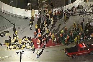 -/KABC/ABC7 Los Angeles via AP/dpa | Mehrere Tunnelarbeiter waren nach einem Einsturz zunächst eingeschlossen. 