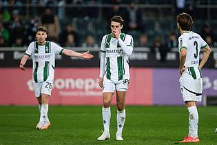 Marius Becker/dpa | Über angebliche Geschehnisse auf Mallorca möchte Borussia Mönchengladbach mit Florian Neuhaus (M) sprechen.