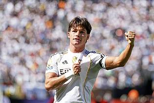 Adam Hunger/FR110666 AP/AP/dpa | Kaum Gegenwehr beim 2:0: Reals Fran García.