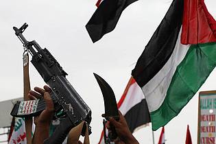 Osamah Abdulrahman/AP/dpa | Israels Armee greift nach erneut militärische Einrichtungen der Huthi-Miliz im Jemen an. (Archivbild)  