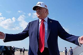 Alex Brandon/AP/dpa | US-Präsident Donald Trump will heute seine Unterschrift unter das große Steuer- und Ausgabengesetz setzen.