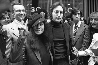 Uncredited/AP/dpa | Yoko Ono und John Lennon 1972 in New York (Archivbild).