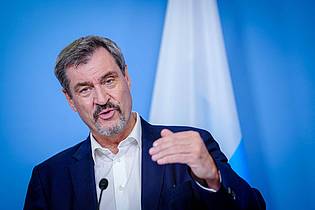 Kay Nietfeld/dpa | Die Südländer gehen grundsätzlich als letzte in die Sommerferien. Für Bayern wird das nach Aussage von Ministerpräsident Markus Söder (CSU) auch weiterhin gelten. (Archivbild)