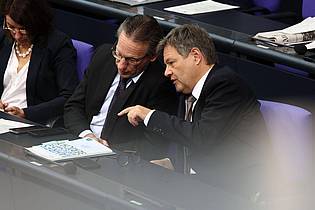 Hannes P. Albert/dpa | Die Zukunftspläne von Jörg Kukies und Robert Habeck werden konkreter. (Archivbild)