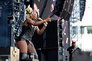 Michael Matthey/dpa | Mary J. Blige bewies eindrucksvoll: Stimme, Stil und Präsenz ? alles da, auch mit 54.