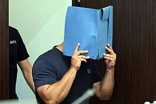 Federico Gambarini/dpa |  Der Angeklagte erreichte unter dem Namen «Abdelhamid» als Prediger bei Tiktok und Instagram Hunderttausende Follower. (Archivbild)